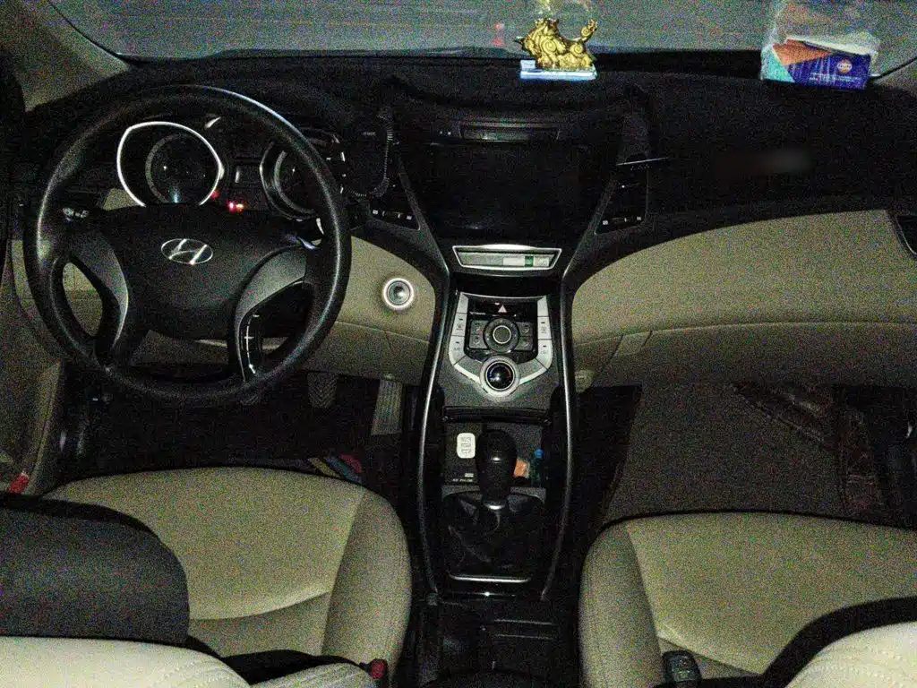 Hyundai Elantra Langdong 2017 — фото 13