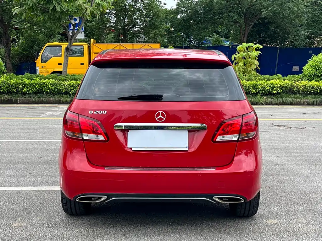Mercedes-Benz B-Class 2017 — фото 5