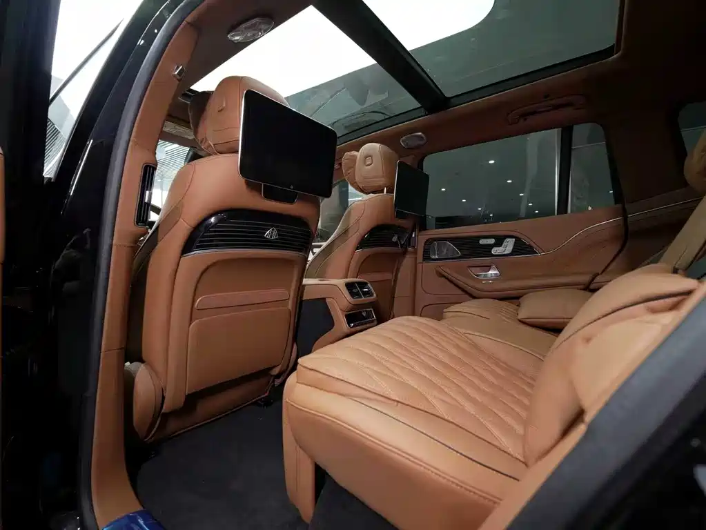 Mercedes-Benz GLS — фото 22