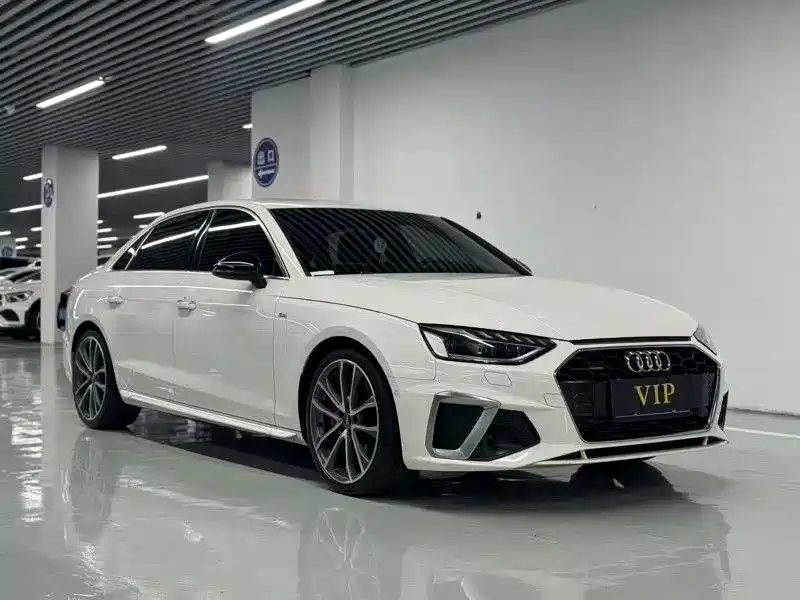 Audi A4L 2020