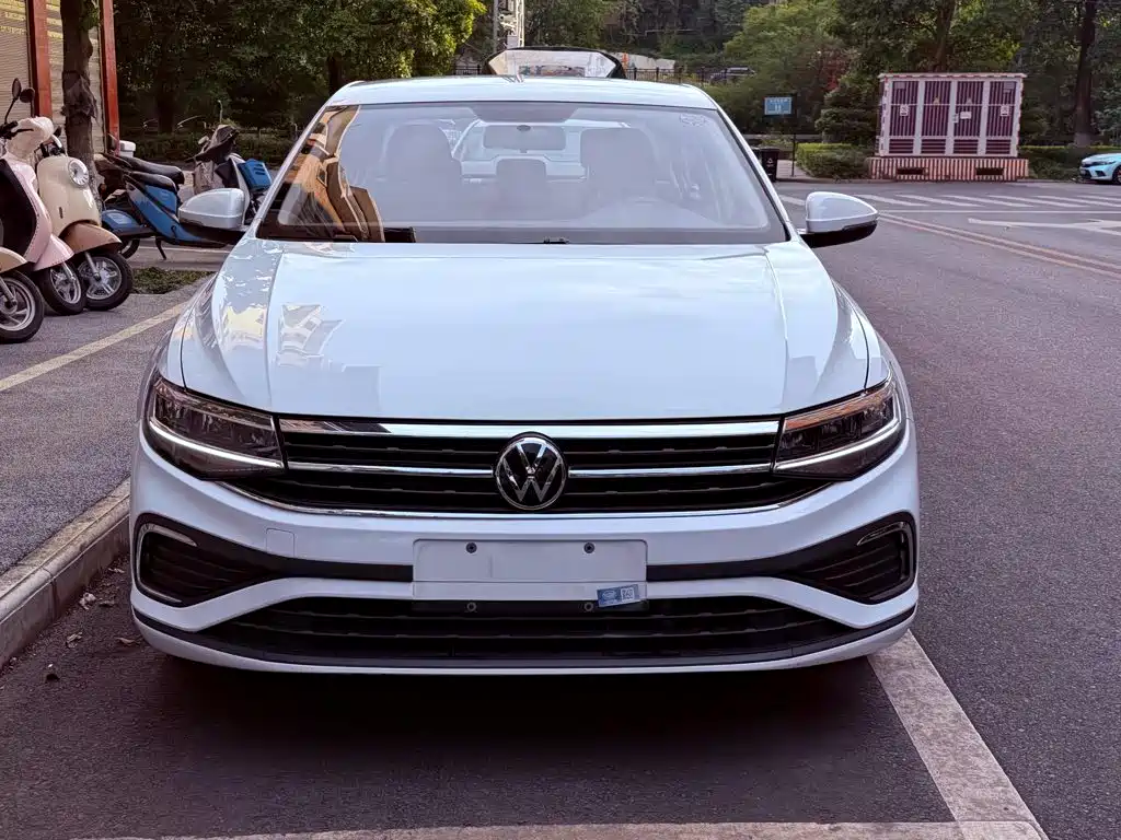 Volkswagen Bora 2024