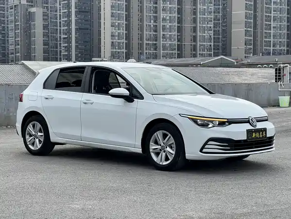 Volkswagen Golf 2021