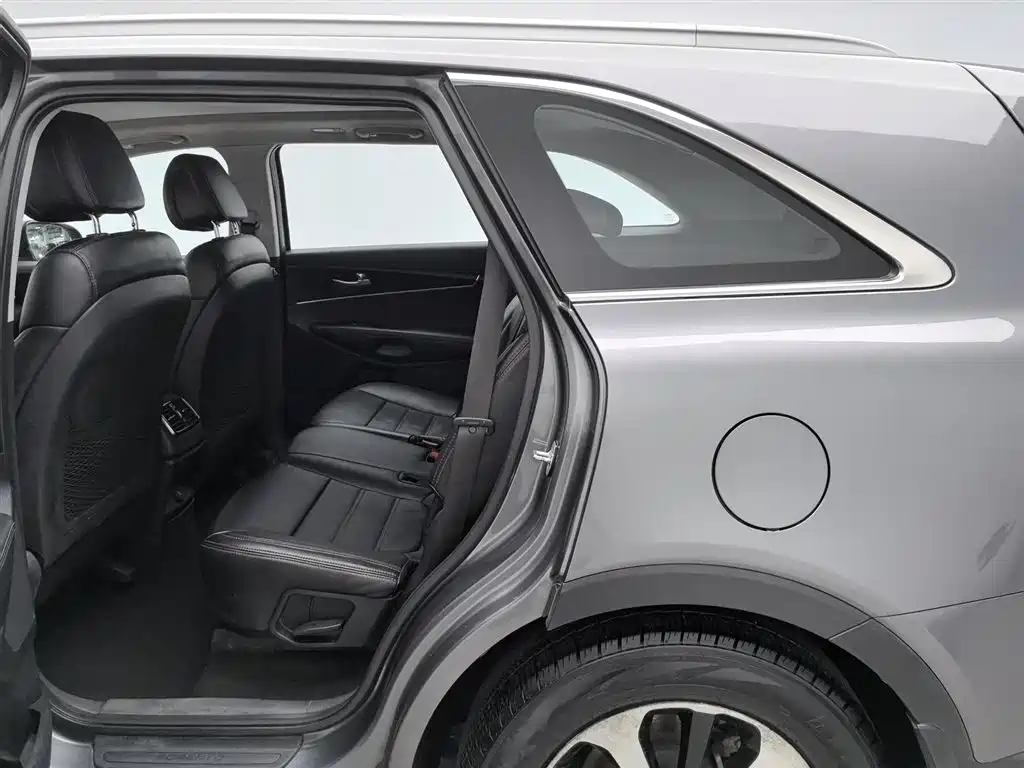 Kia Sorento 2015 — фото 15