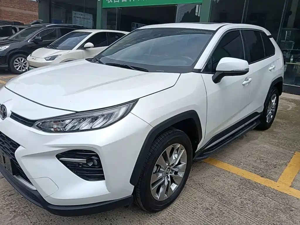 Toyota Wildlander 2023 — фото 2