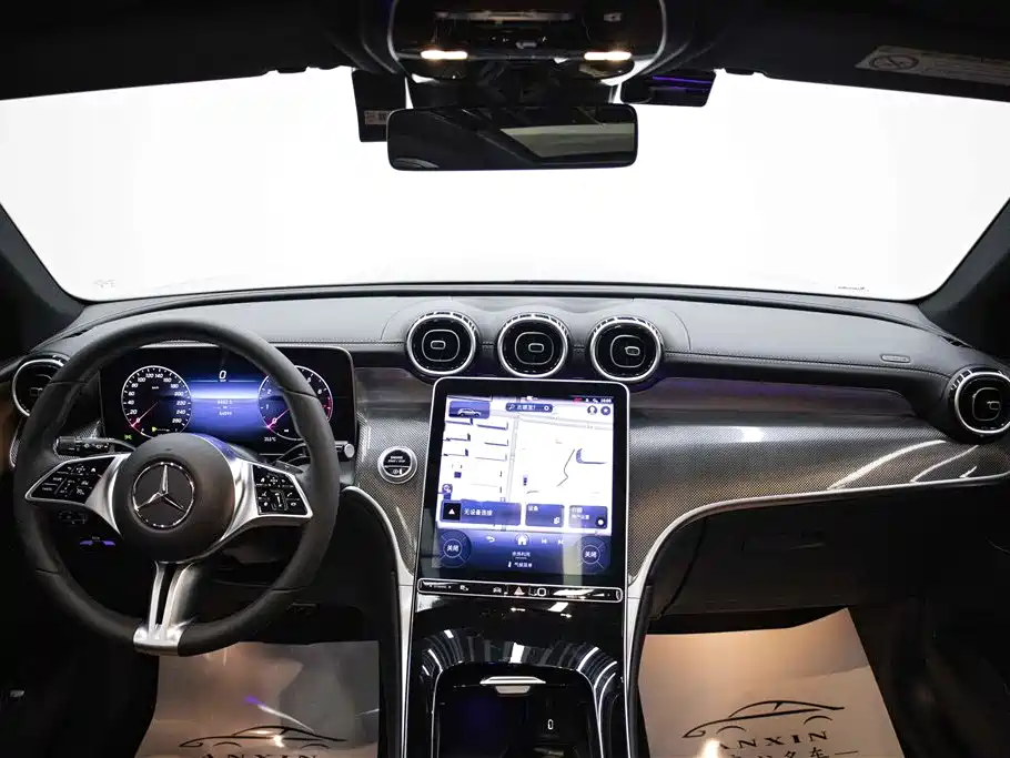 Mercedes-Benz GLC 2023 — фото 14