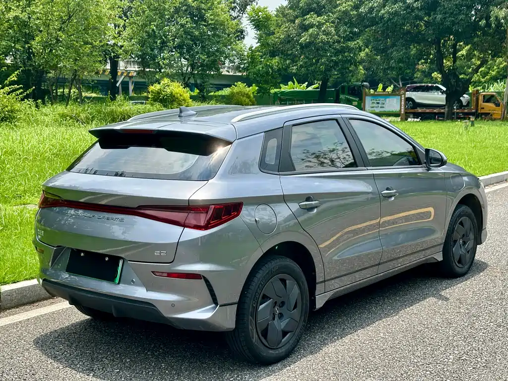 BYD e2 2023