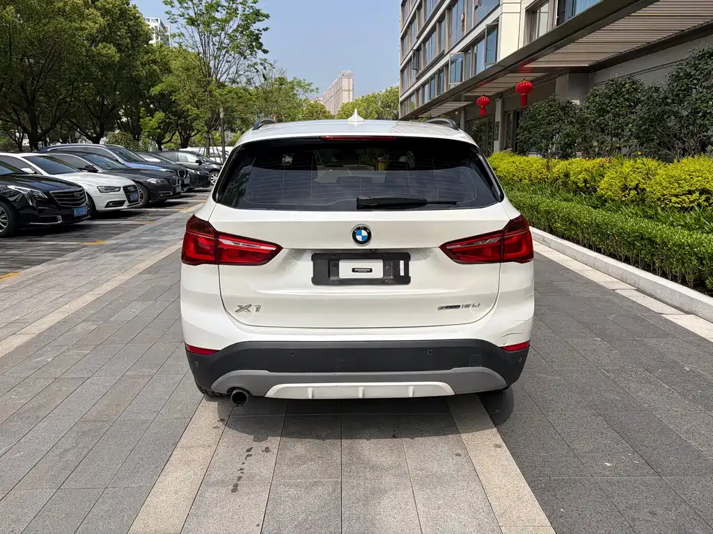 BMW X1 2018 — фото 3