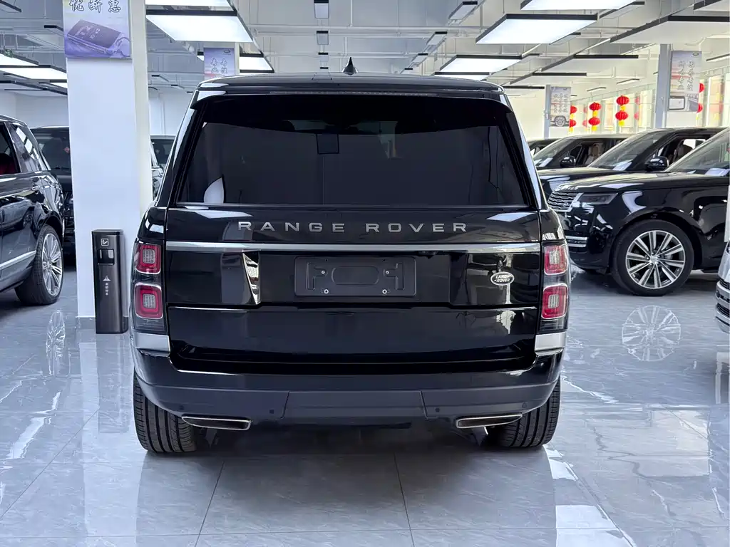 Land Rover Range Rover 2021 — фото 15