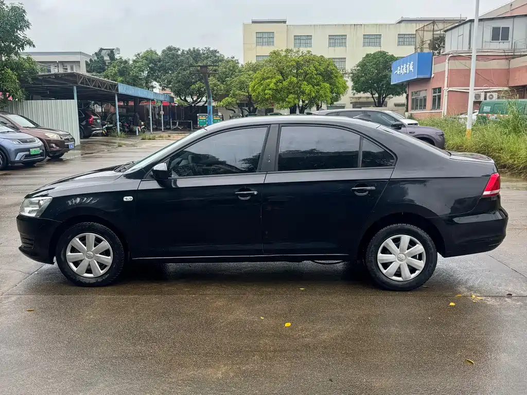 Volkswagen Santana 2015