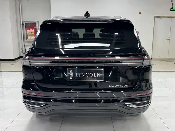 Lincoln Nautilus 2025