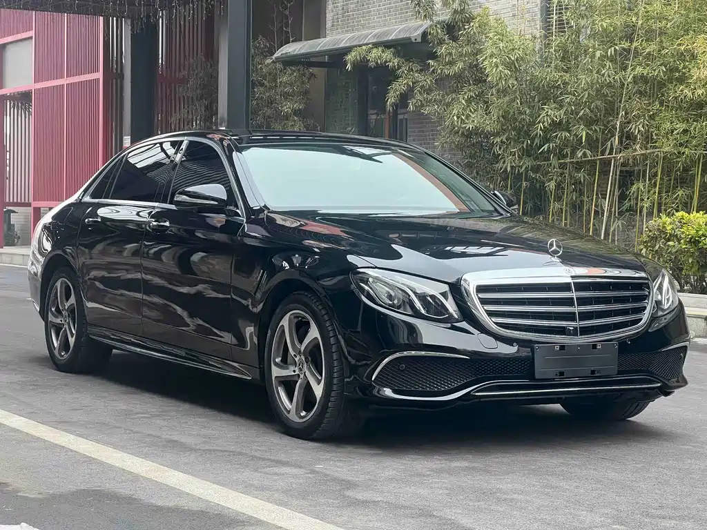 Mercedes-Benz E-Class 2018 — фото 3