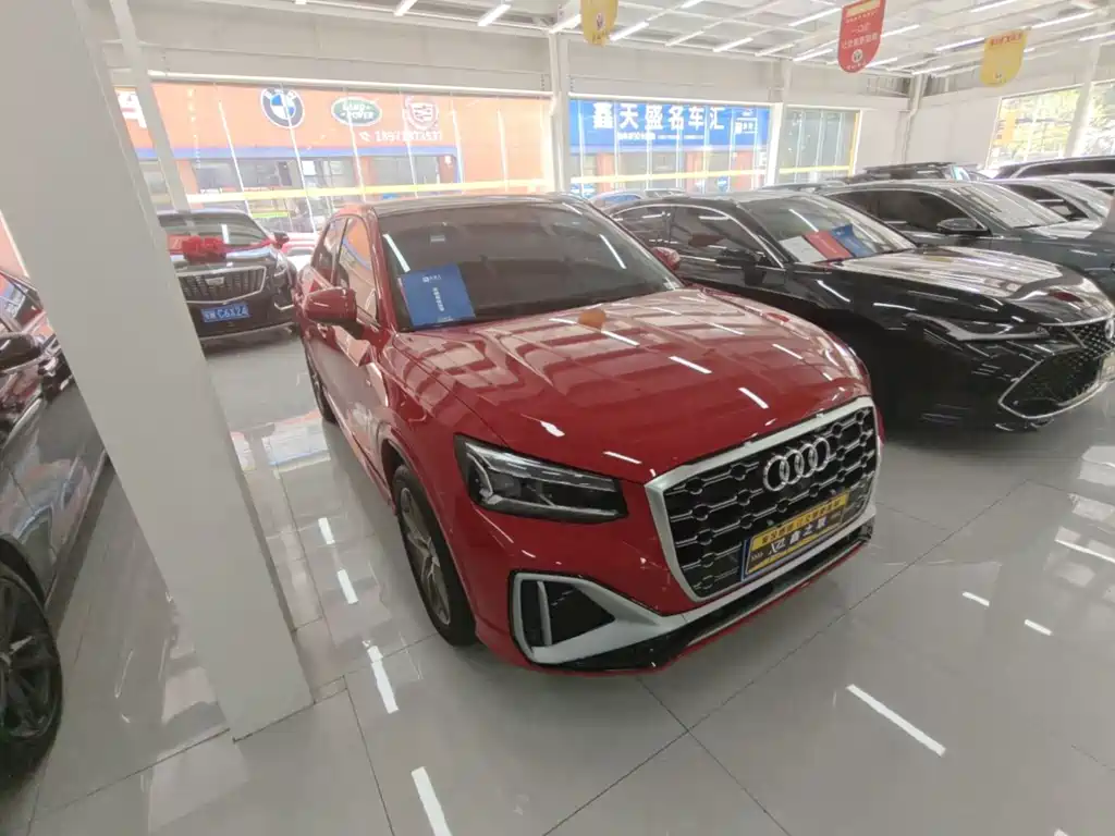 Audi Q2L 2022