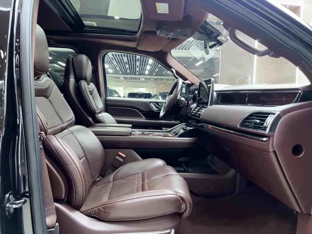 Lincoln Navigator 2020