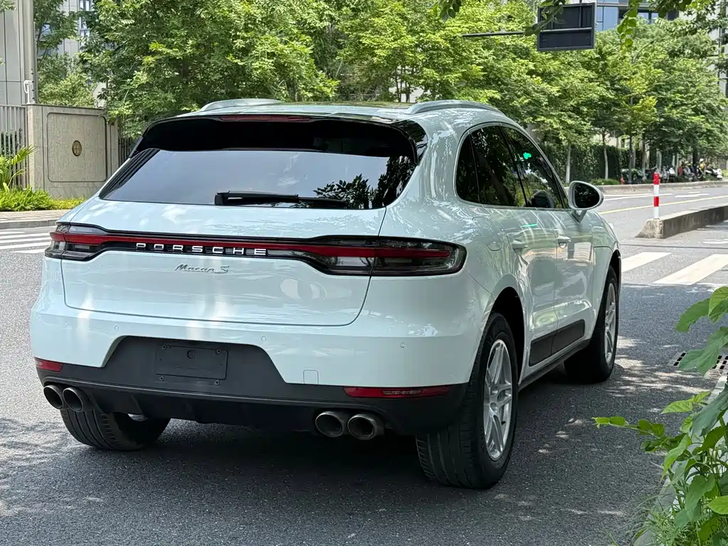 Porsche Macan 2019 — фото 9