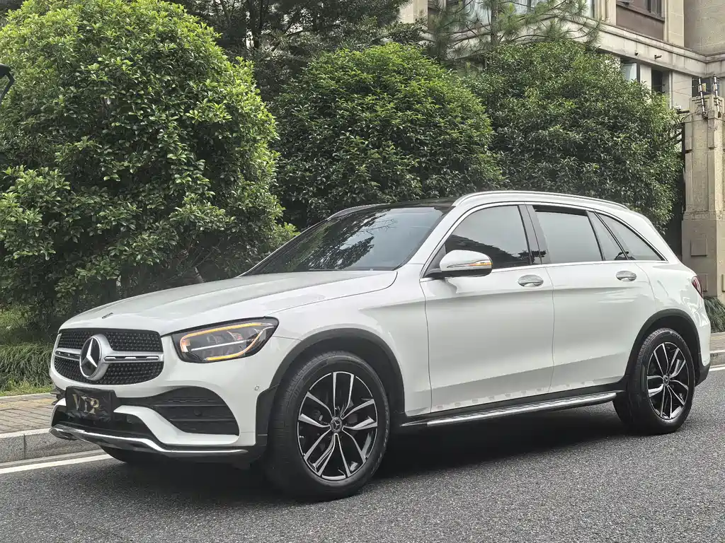 Mercedes-Benz GLC 2020 — фото 1