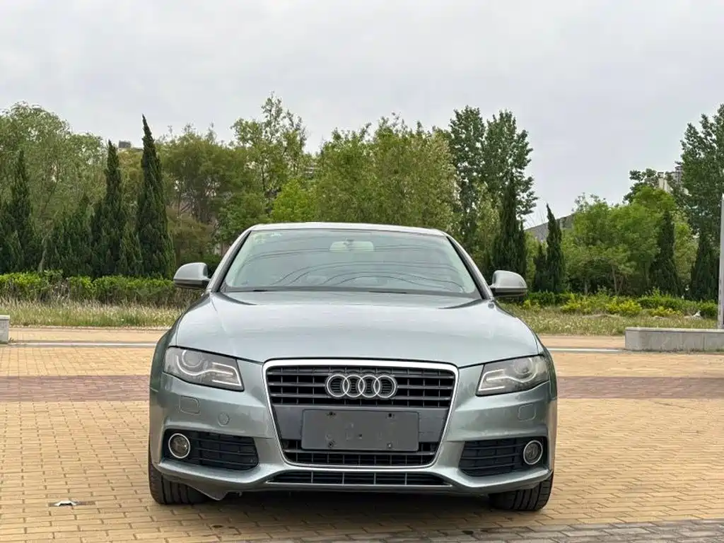 Audi A4L 2010