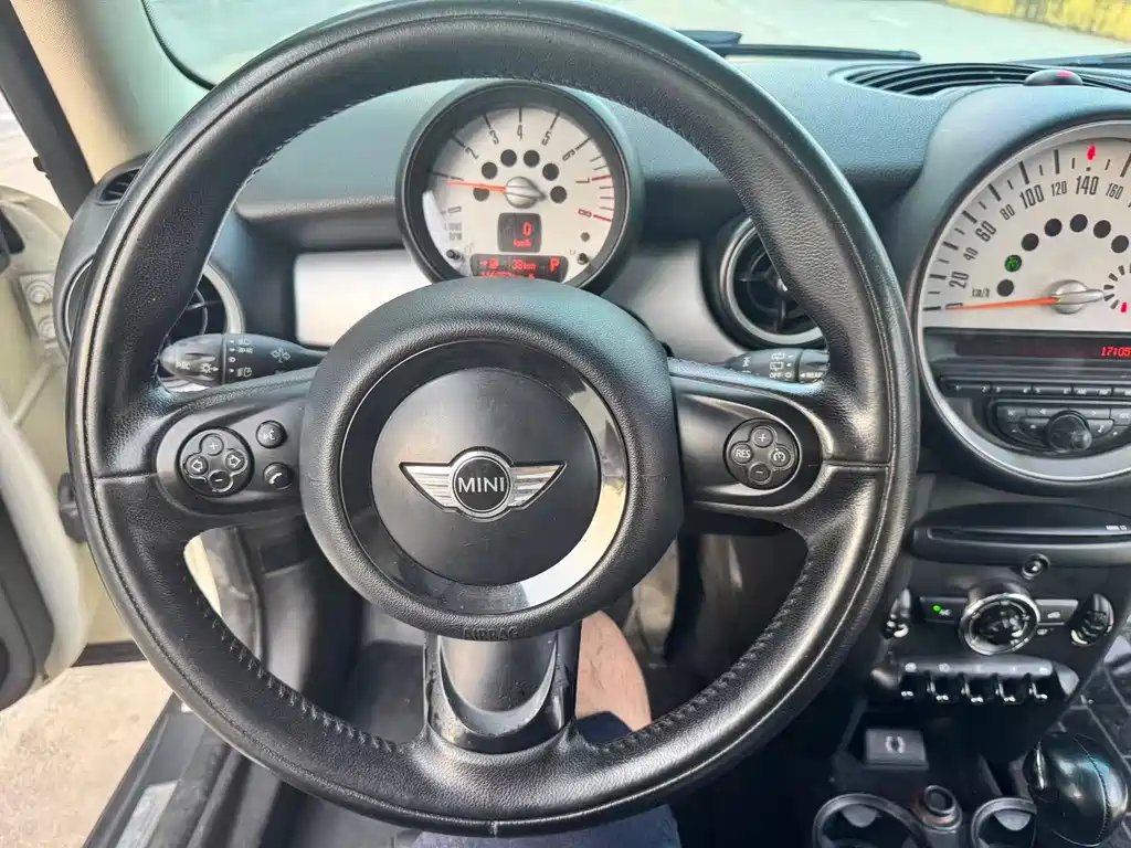 MINI Clubman 2013 — фото 10