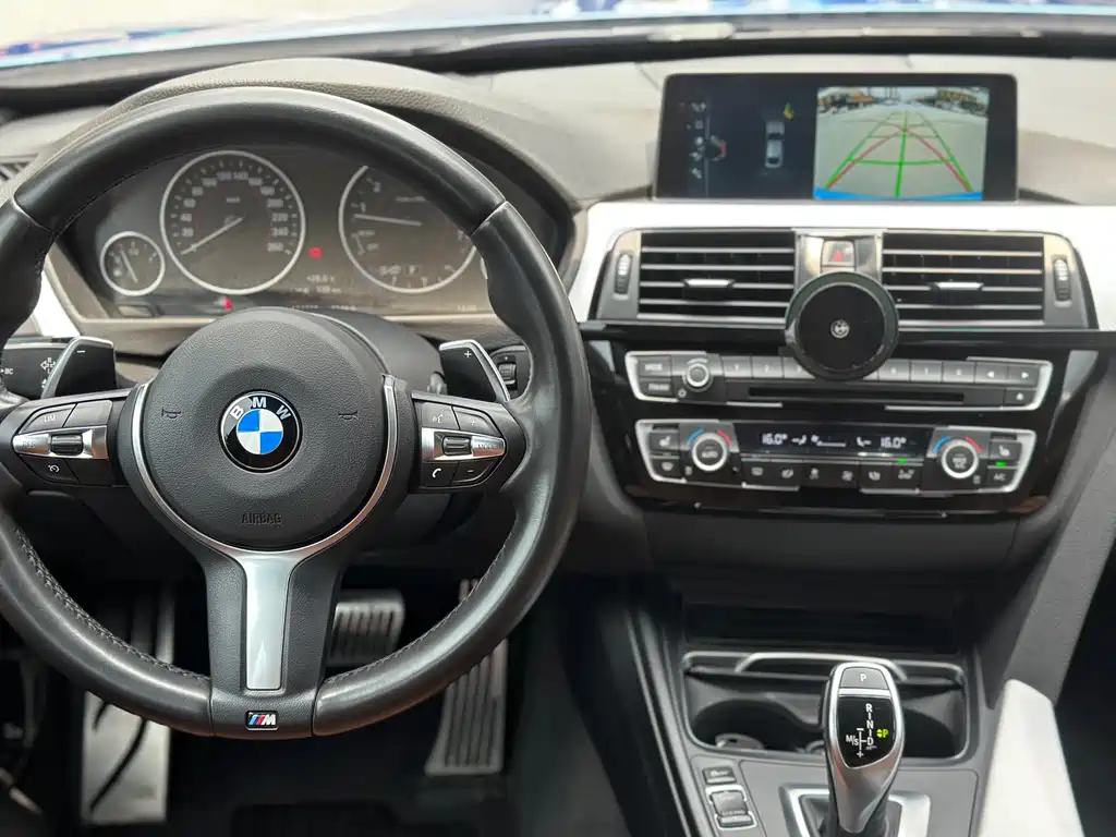 BMW 3 Series GT 2018 — фото 6