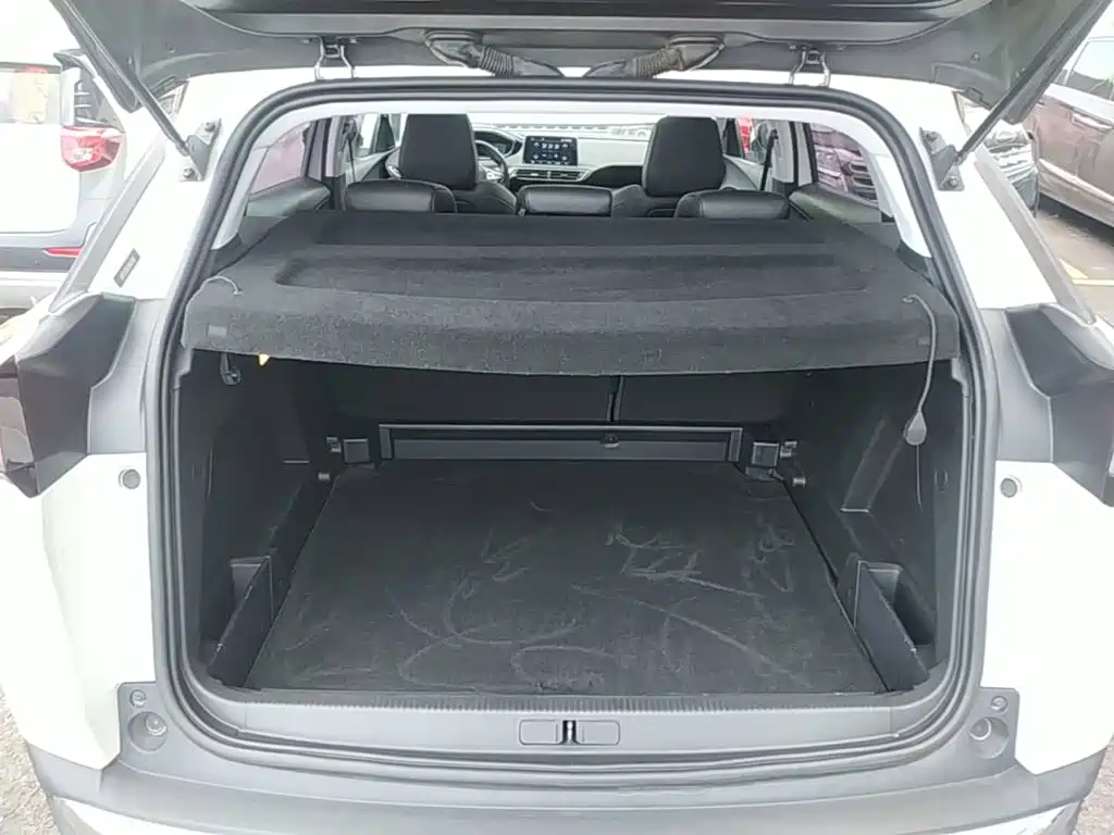 Peugeot 4008 2018 — фото 19