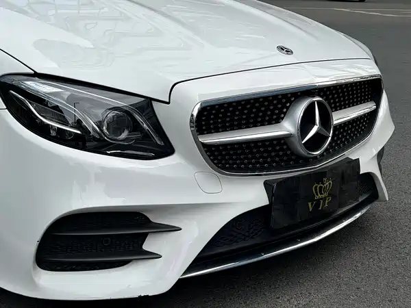 Mercedes-Benz E-Class 2021