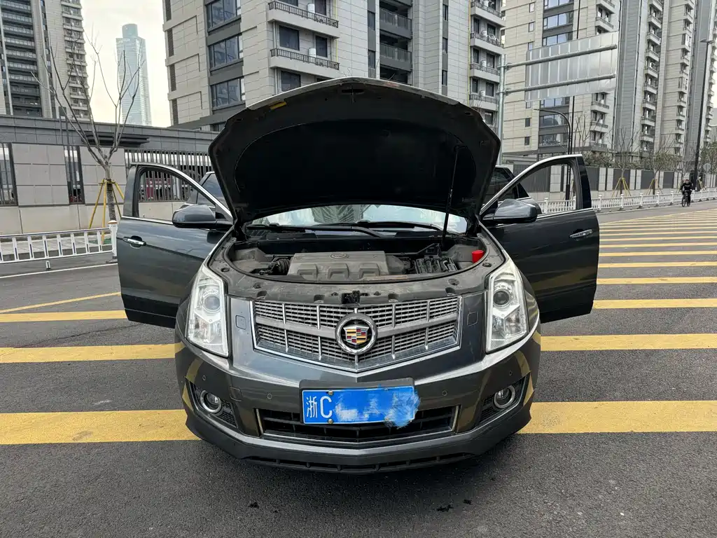 Cadillac SRX 2010 — фото 15