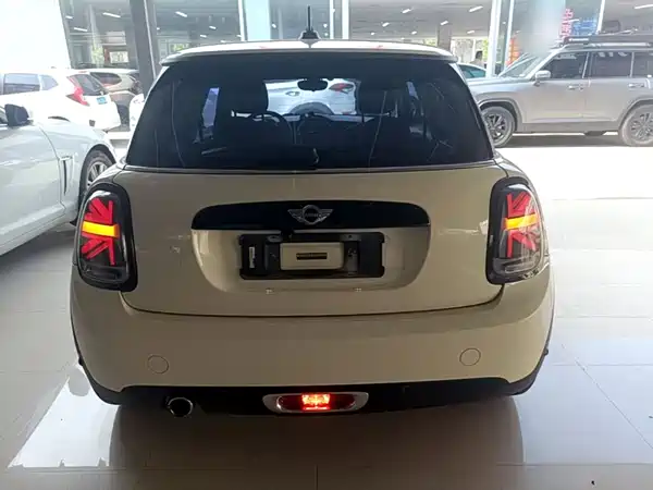 MINI 2017