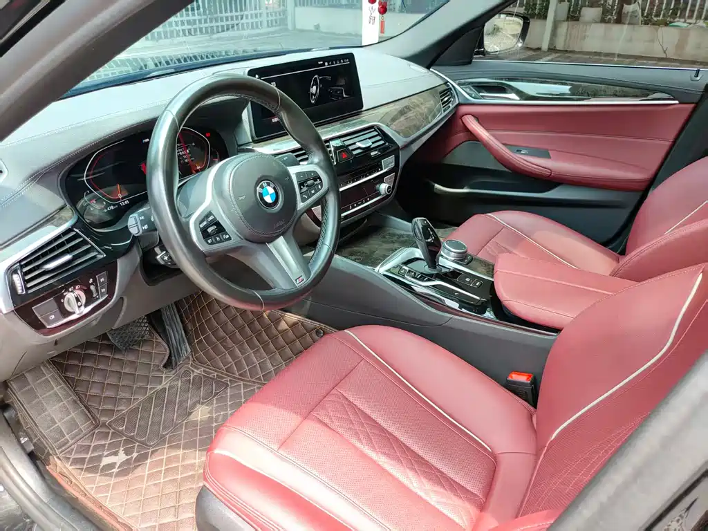 BMW 5 Series 2022
