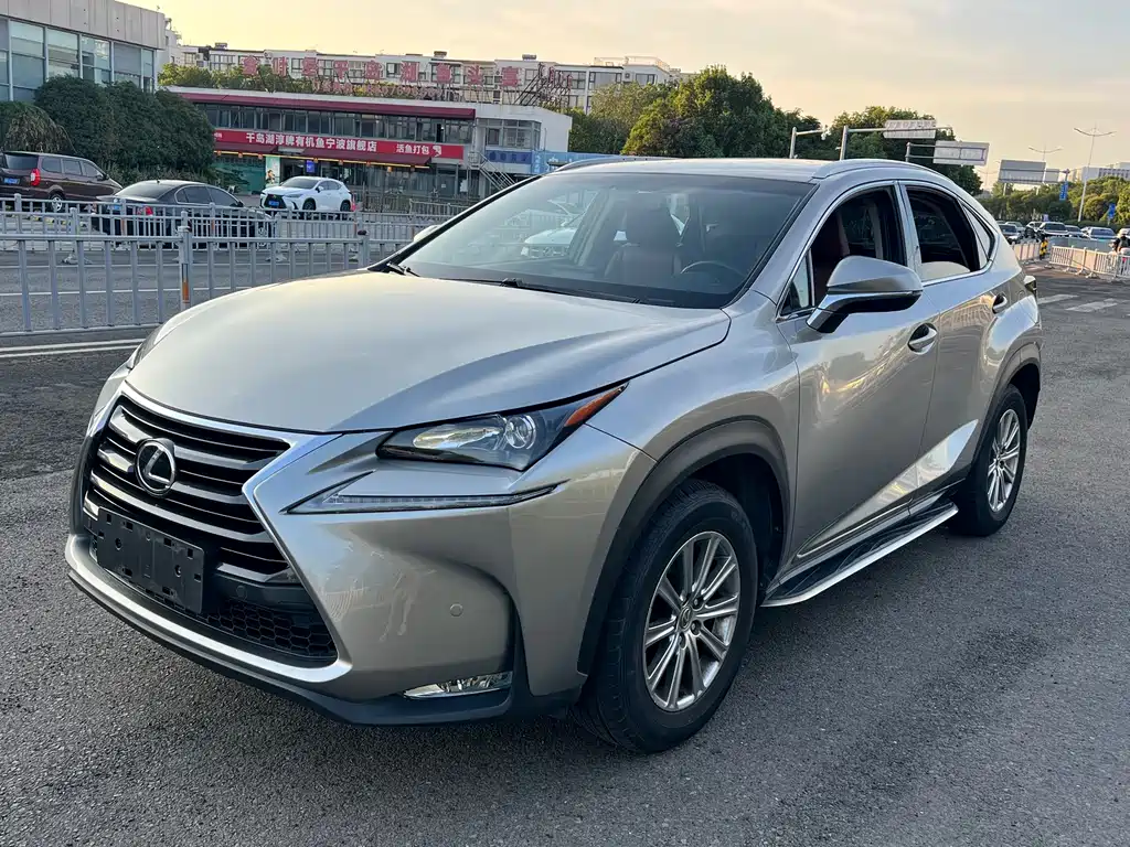 Lexus NX 2016 — фото 1