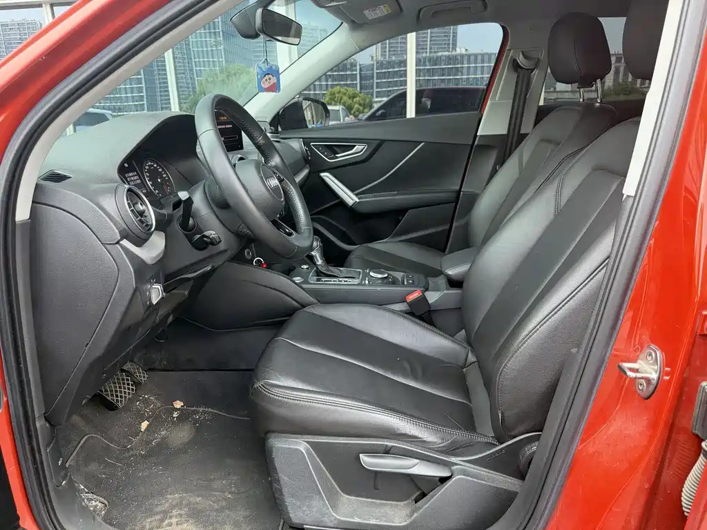 Audi Q2L 2021