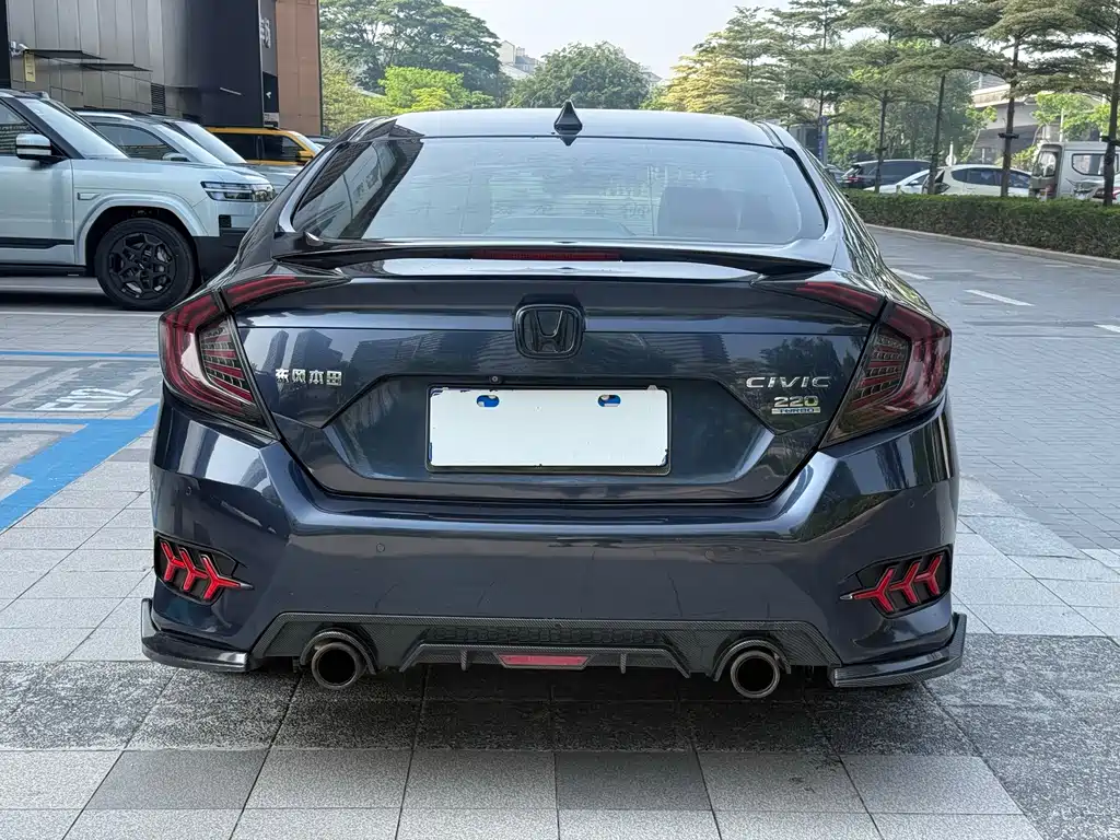 Honda Civic 2017 — фото 5