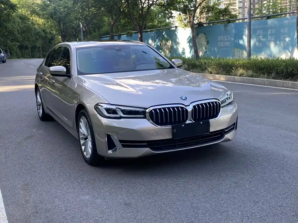BMW 5 Series 2023