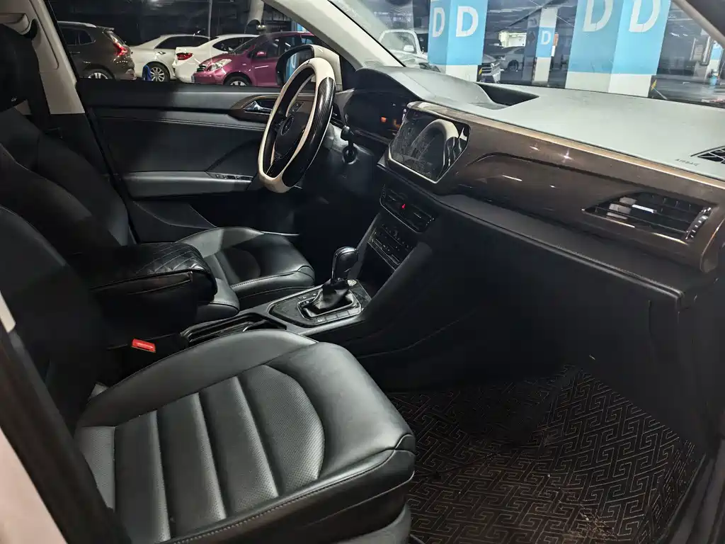 Volkswagen Tharu 2023