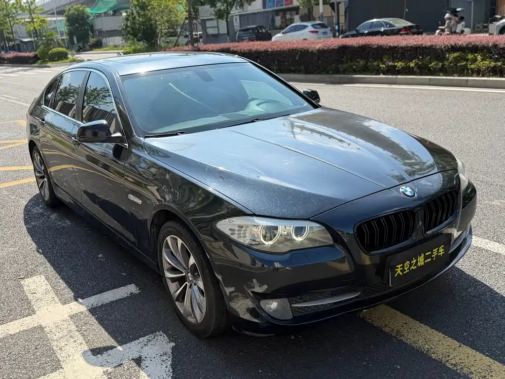 BMW 5 Series 2013 — фото 8