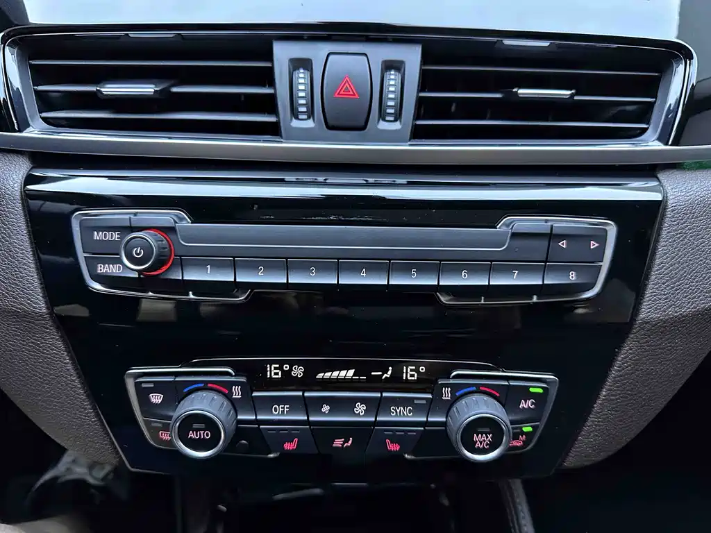 BMW X1 2023 — фото 14