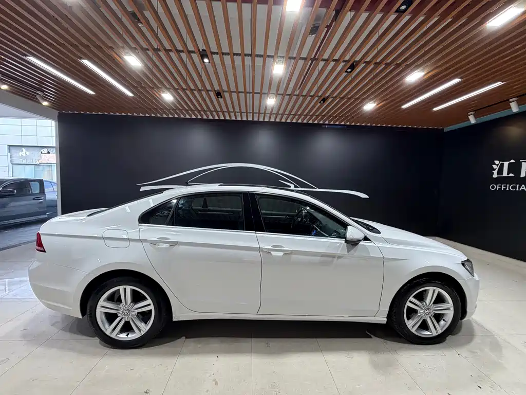 Volkswagen Lamando 2016