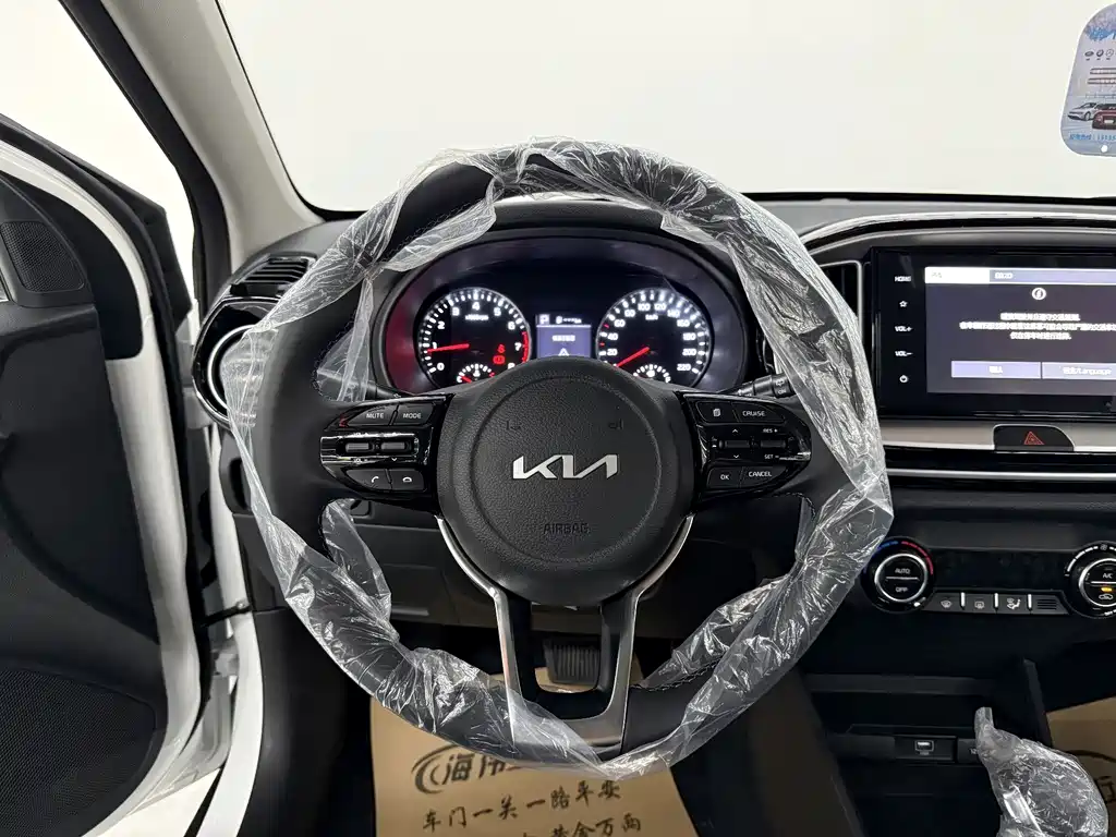 Kia KX1 2026 — фото 11