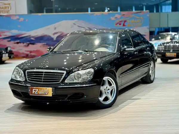 Mercedes-Benz S-Class 2004