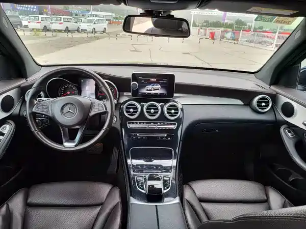 Mercedes-Benz GLC 2018