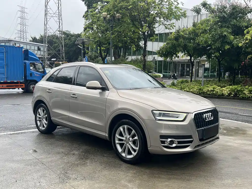 Audi Q3 2016