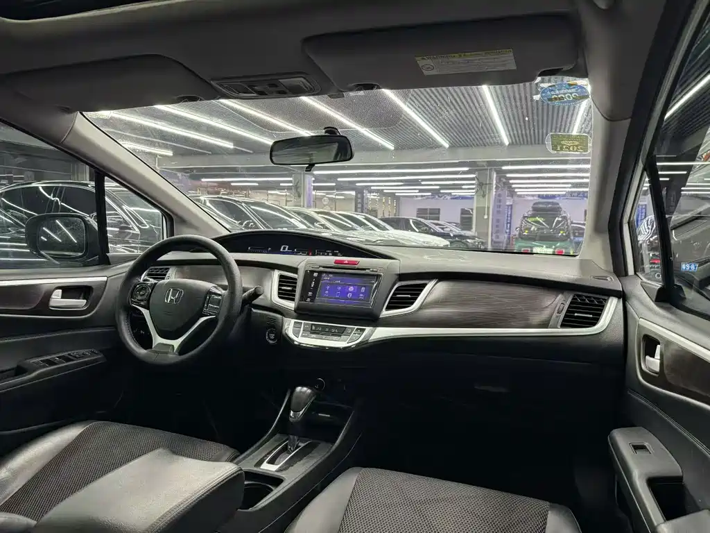 Honda Jade 2015 — фото 4