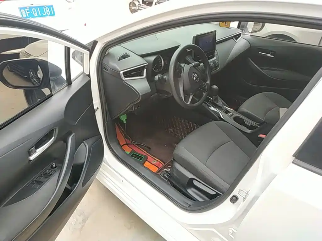 Toyota Corolla 2021 — фото 16