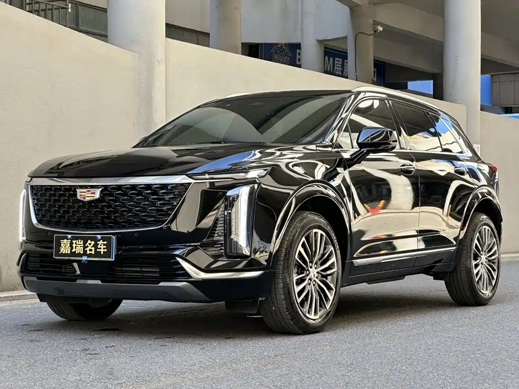 Cadillac XT5 2025 — фото 1
