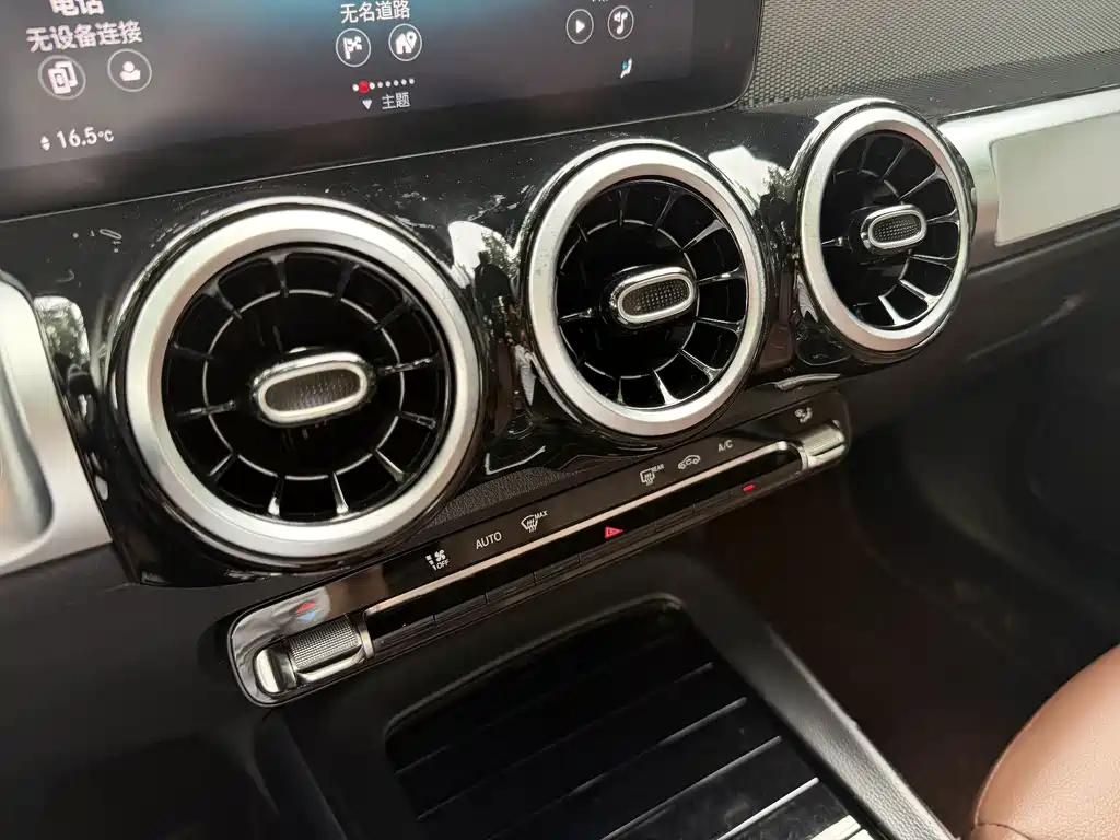 Mercedes-Benz GLB 2022 — фото 8