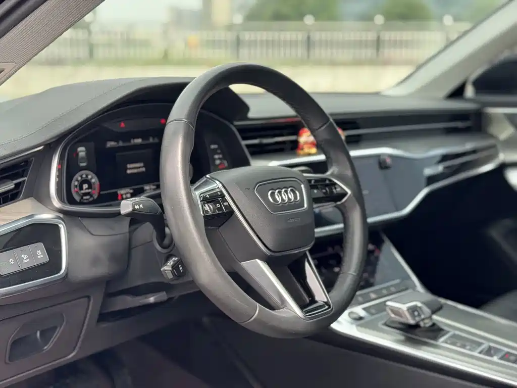 Audi A6L 2021 — фото 11