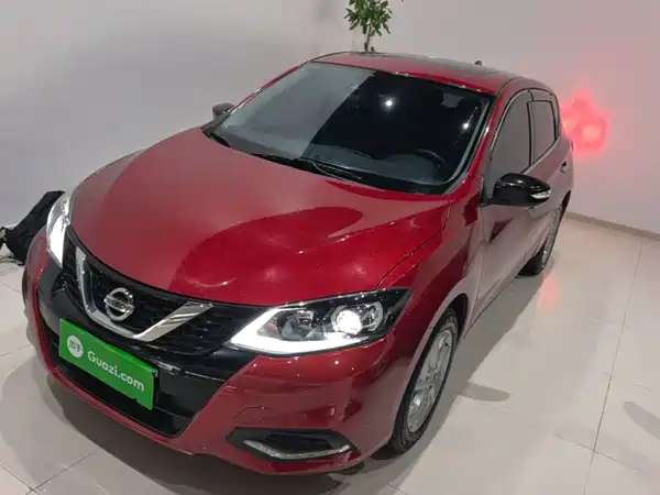 Nissan Tiida 2023