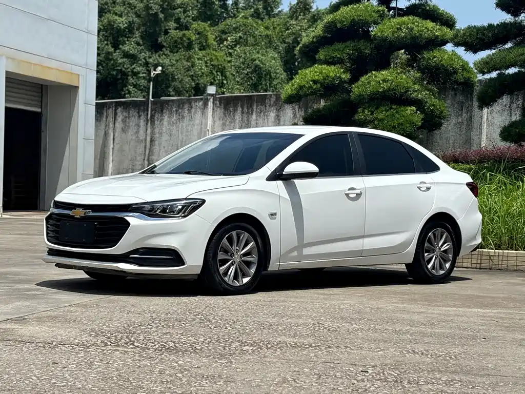 Chevrolet Monza 2020 — фото 1