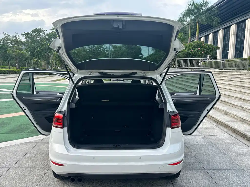 Volkswagen Golf Jialu 2018 — фото 21