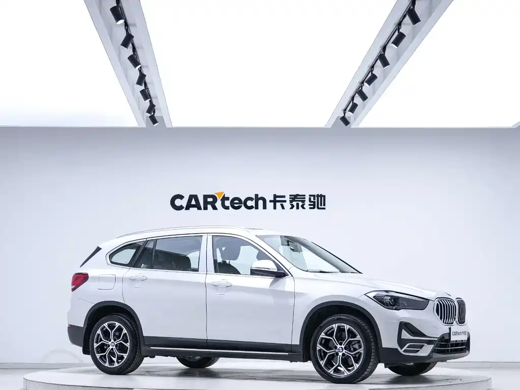 BMW X1 2022 — фото 6