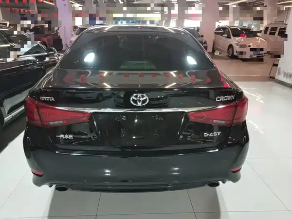 Toyota Crown 2020