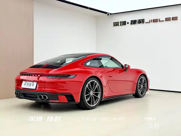 Porsche 911 2019
